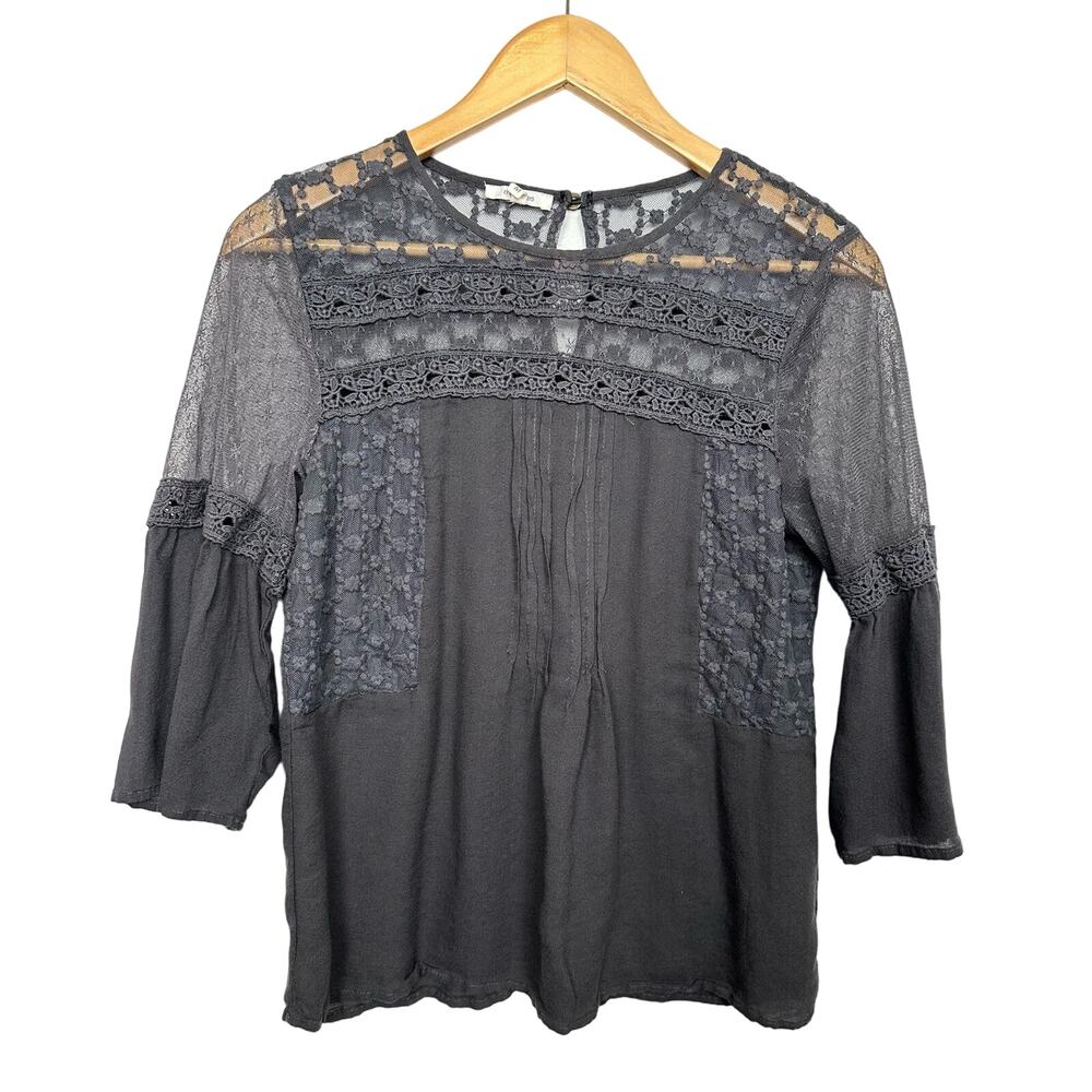 Maurices Womens Size Medium Grey 3/4 Sleeve Sheer Blouse